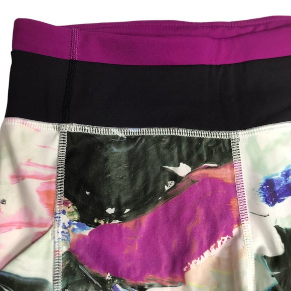 Lululemon Yoga Leggings Unicorn Tears Print Size Women's 6.  Black White Floral. - Picture 12 of 15